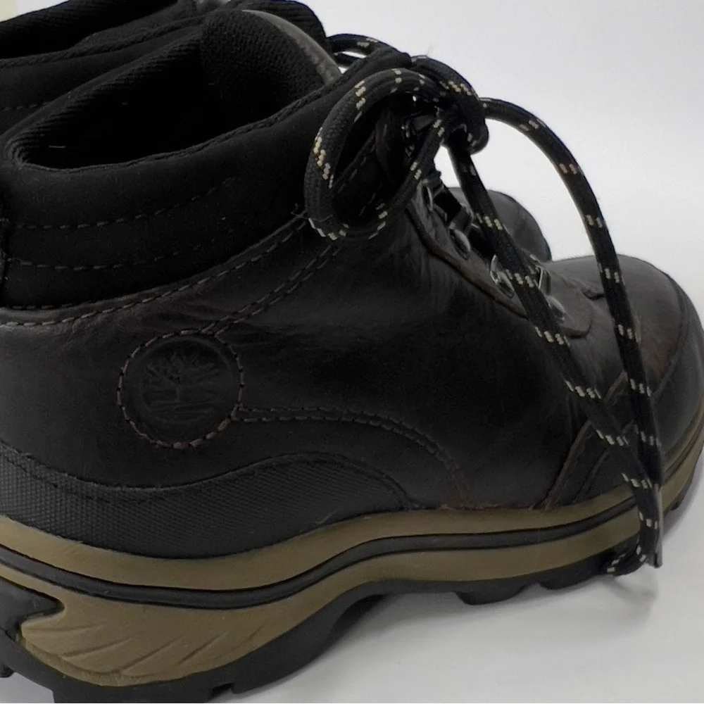 TIMBERLAND Boys Size 13 Brown Hiking Boot.